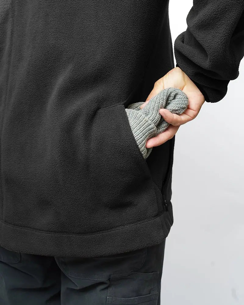 Bruin Fleece Zip Up - Black - Blade & Thread