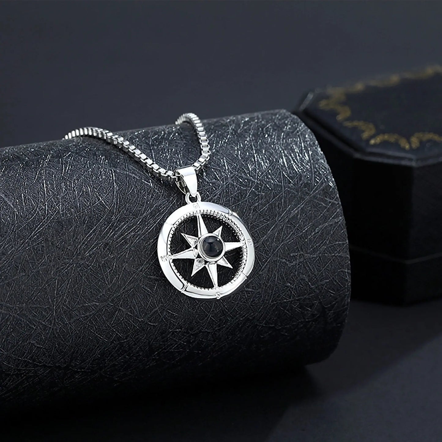 Photo customizable compassProjection Necklace Pendant Jewelry For Lover Girlfriend - Blade & Thread