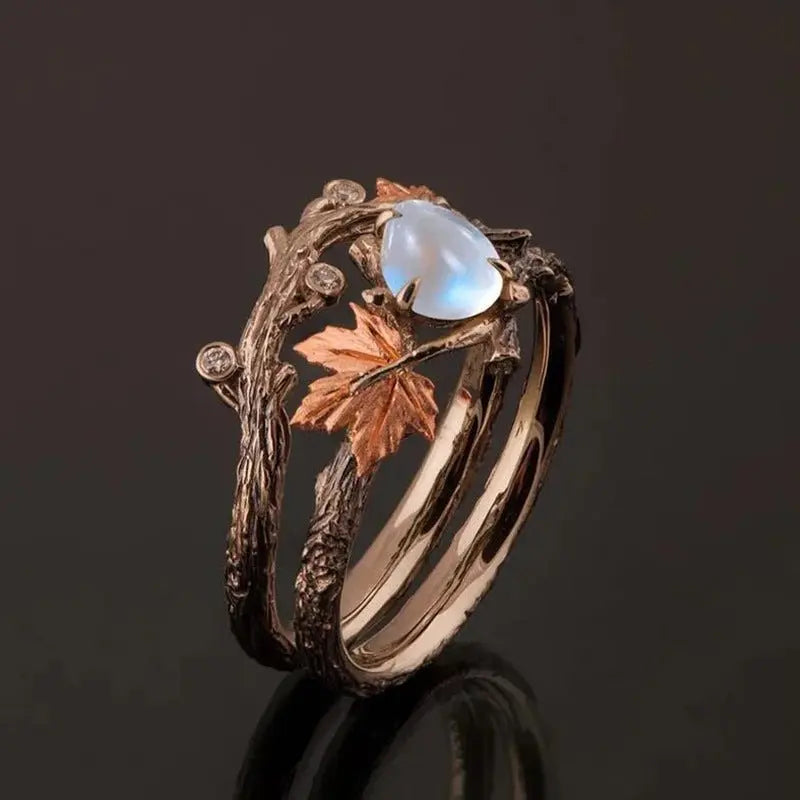 Retro maple leaf ring - Blade & Thread