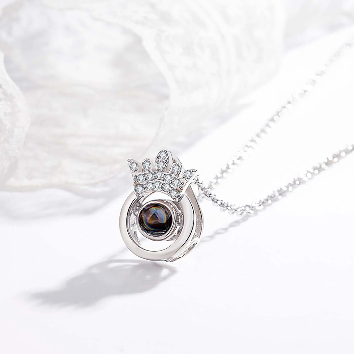 Round Crown Projection Necklace Pendant - Blade & Thread