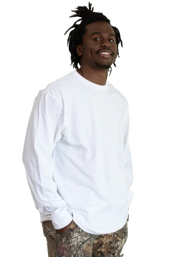 Men's white long sleeve T-shirt by SpectraUSA, featuring a comfortable fit and casual style, shown on a model.