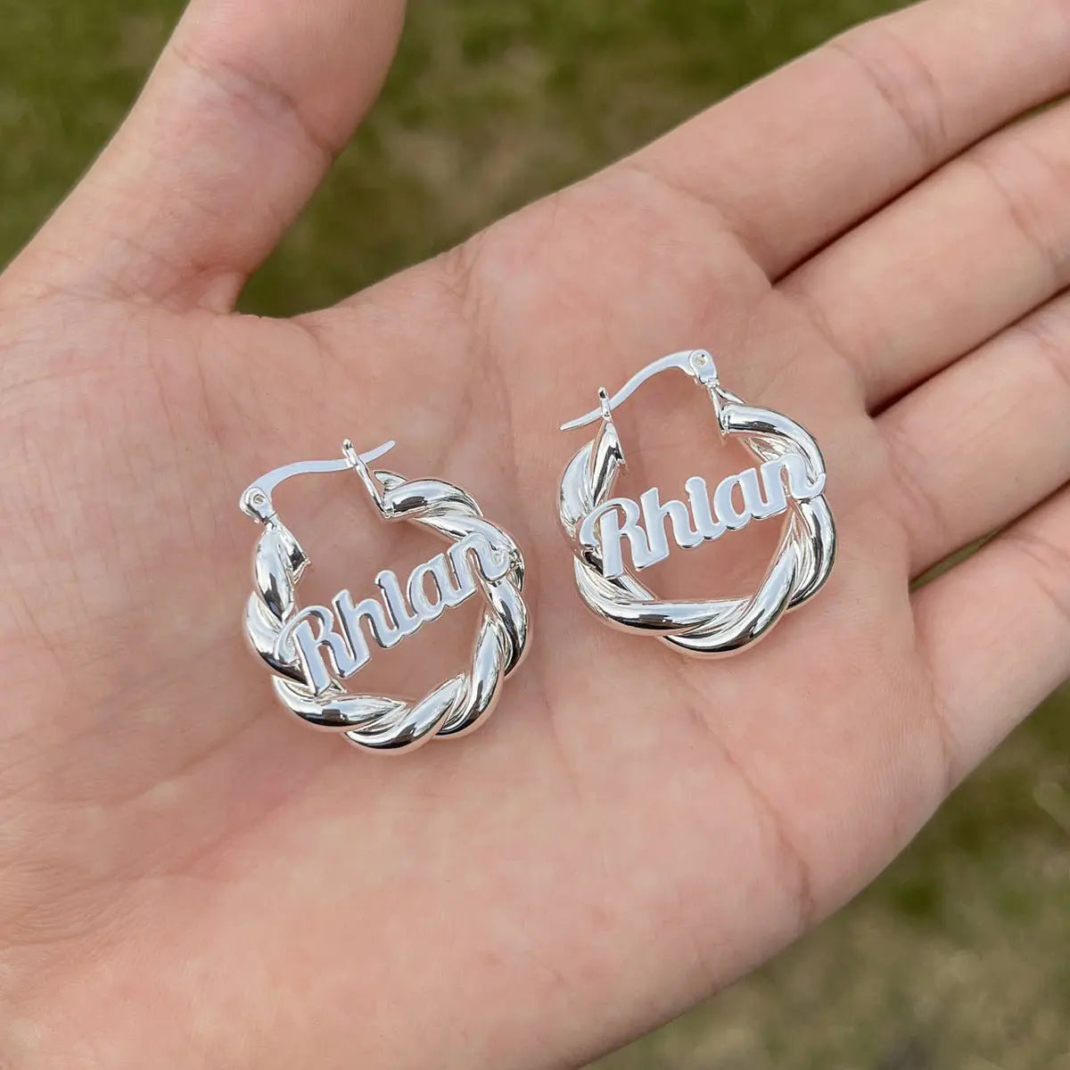 18mm Small Twist Custom Earrings - Blade & Thread