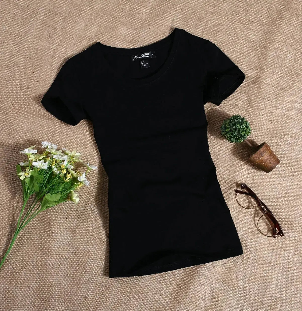 2022 Women's T Shirt Women Short Sleeved Slim Solid Color Womens Simple Tee T-Shirt - Blade & Thread