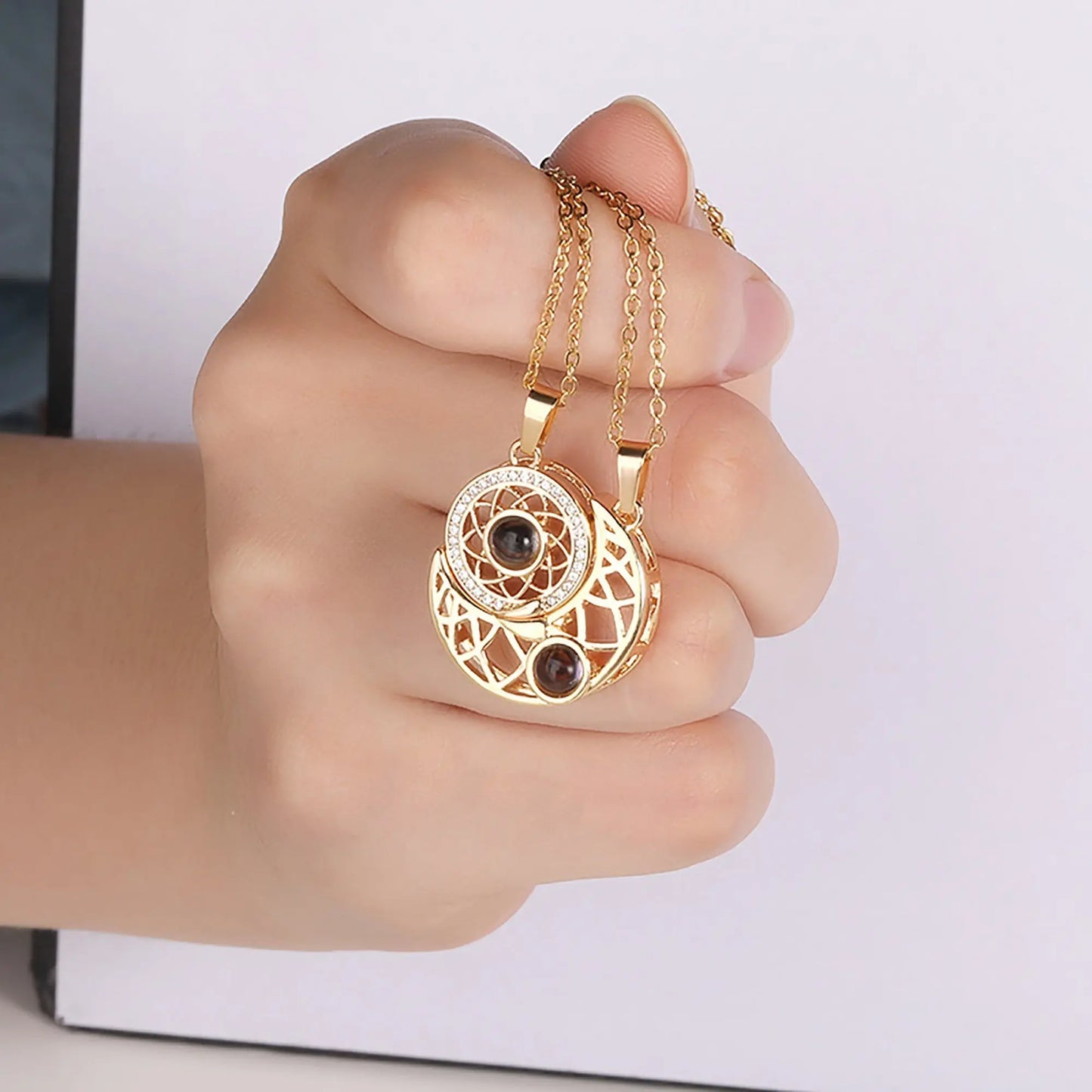 2pcs Personalized Sun Moon Couple Necklace Customized Photo Projection Pendant - Blade & Thread