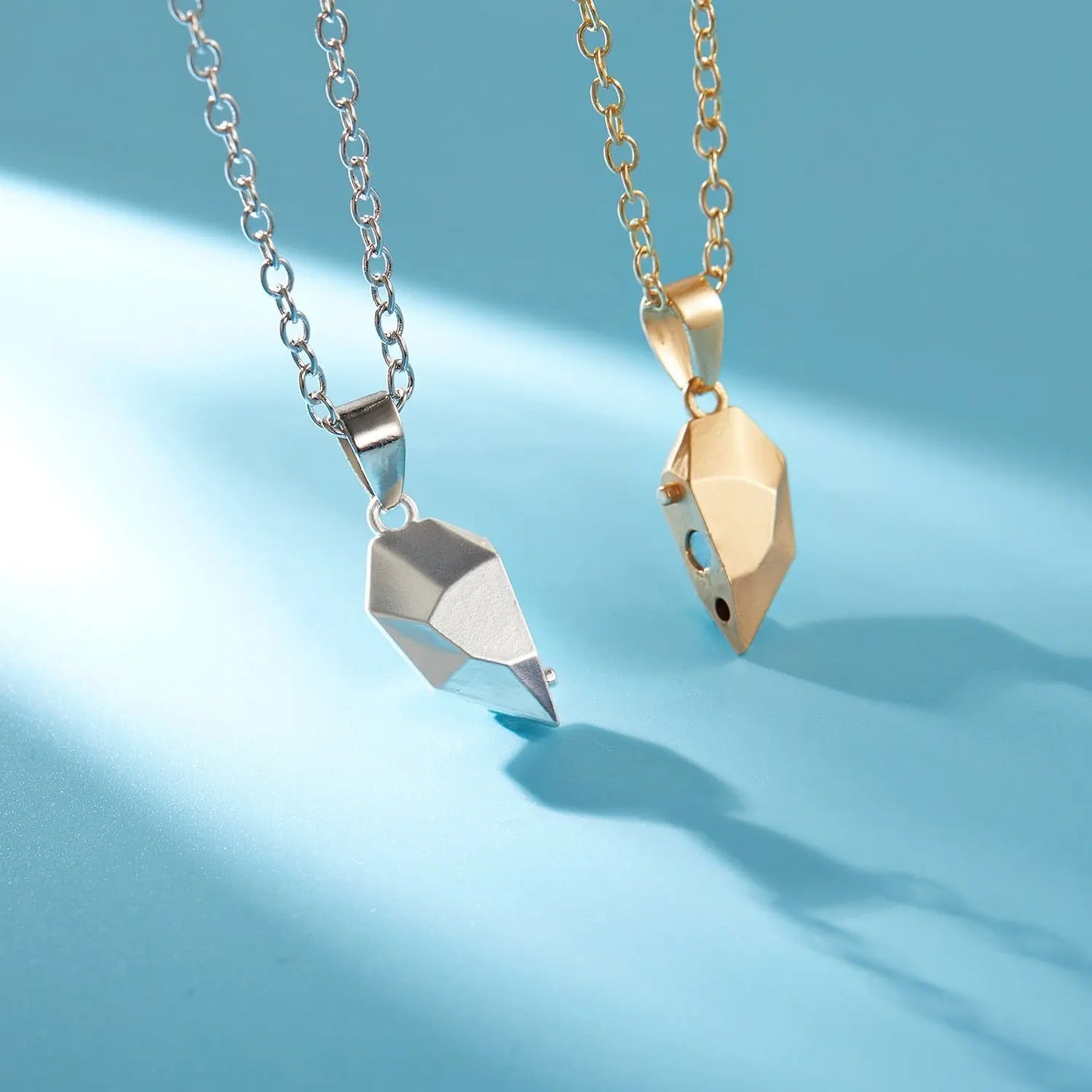 2Pcs Punk Heart Pendant Couple Necklace Lover Distance Faceted Magnetic Necklace - Blade & Thread