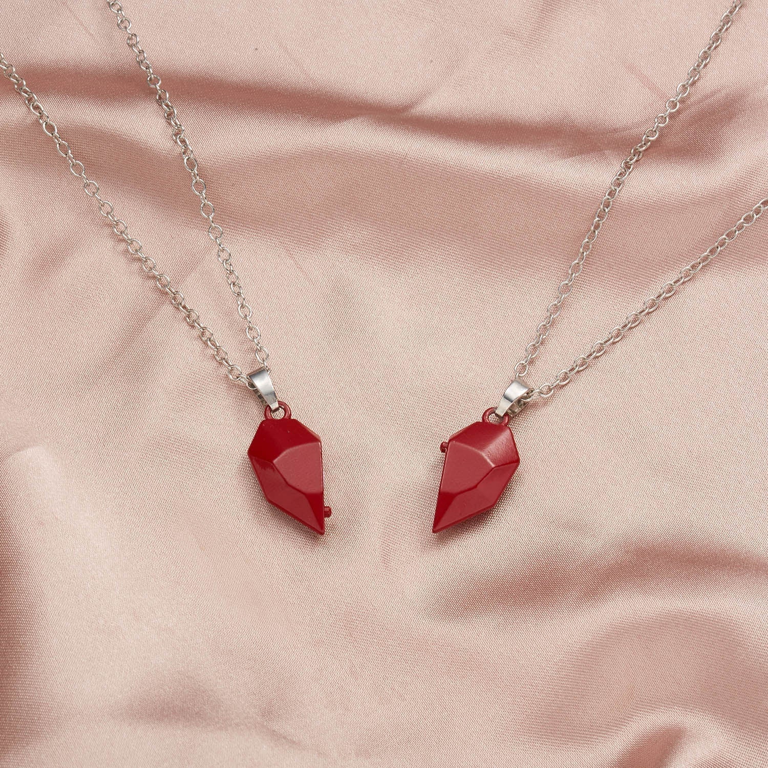 2Pcs Punk Heart Pendant Couple Necklace Lover Distance Faceted Magnetic Necklace nowadaysfashion