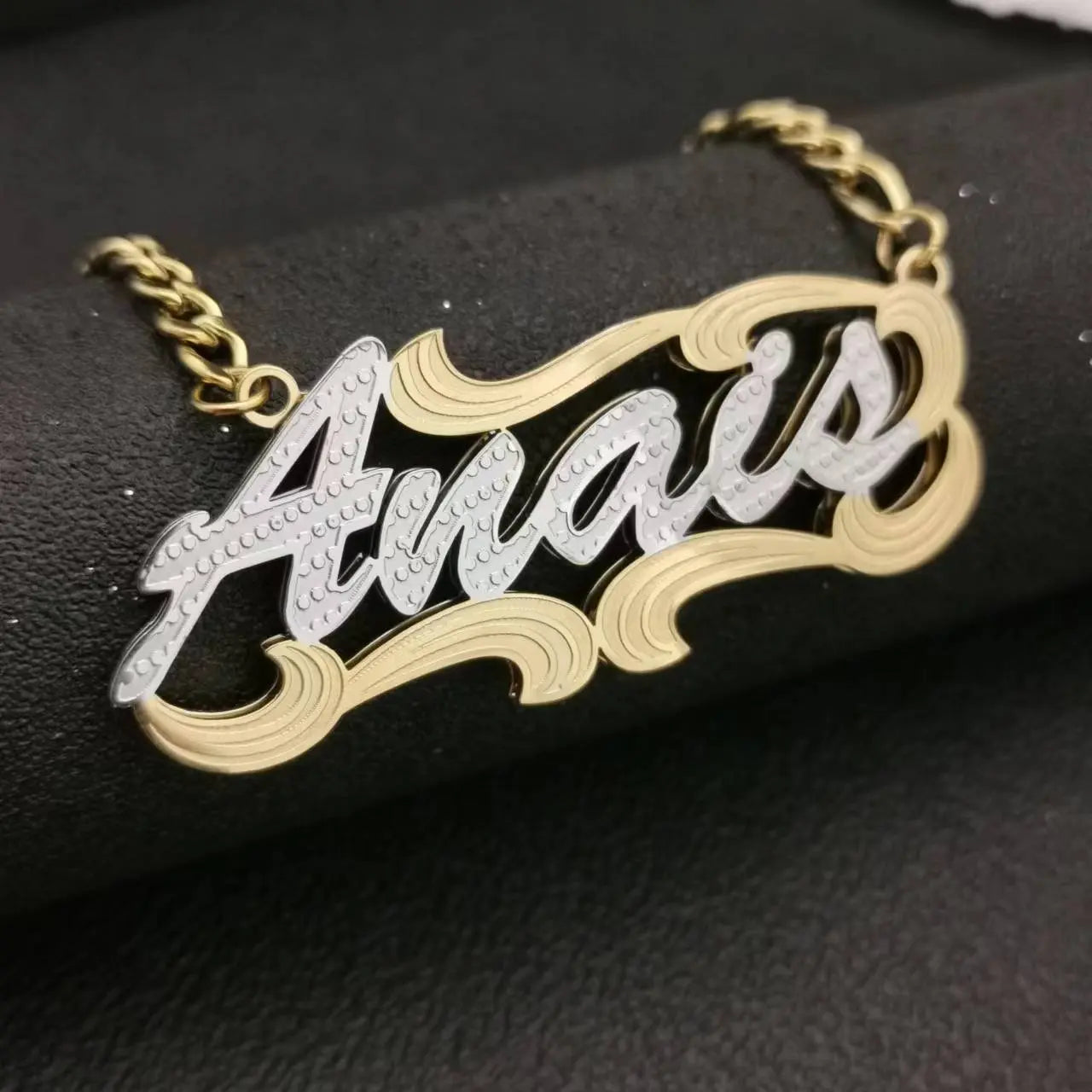 3D Double Plate Custom Nameplate Necklace Gold Plate Pendant Personalized Name Necklace - Blade & Thread