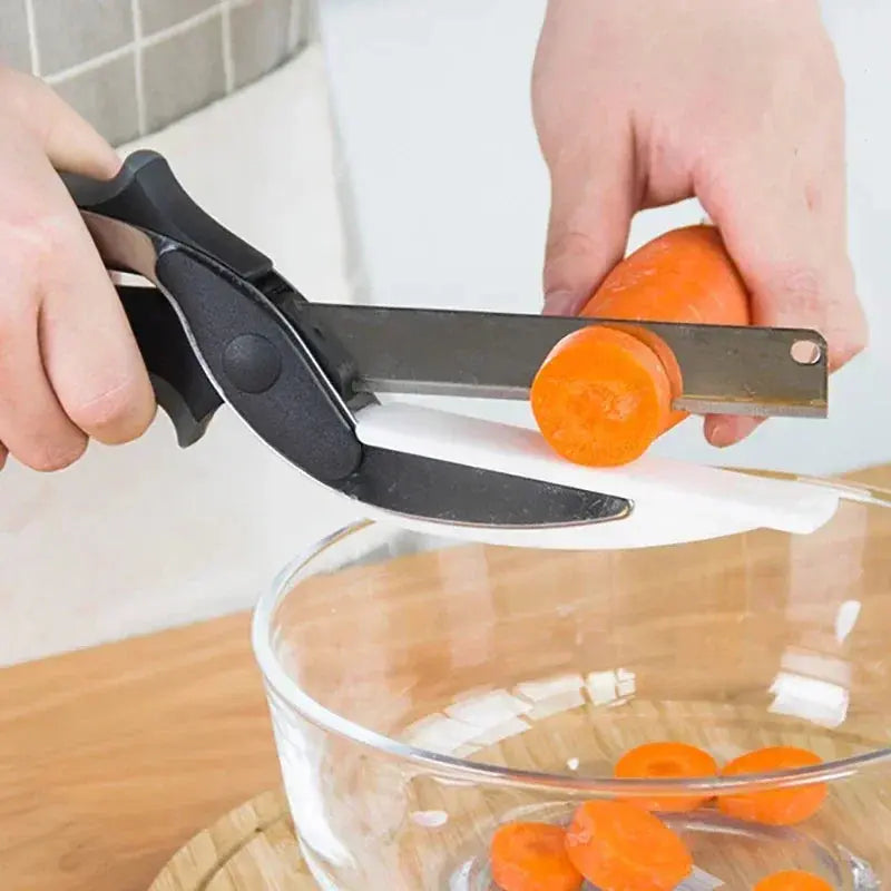 Slim Stainless Steel Kitchen Food Cutter Scissors With Integrated Cutting Board Blade & Thread