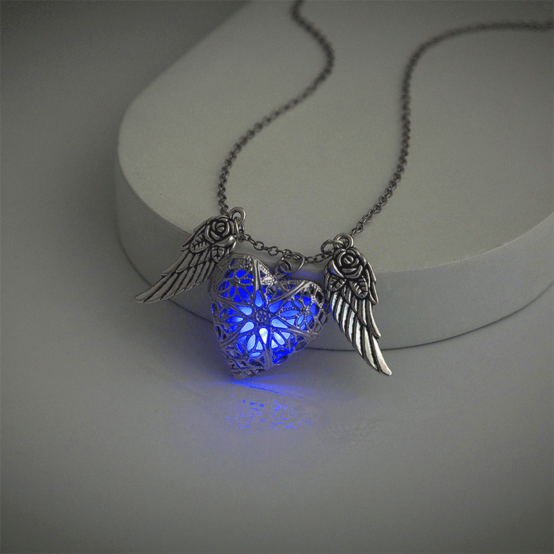 Dark Luminous Stone Fluorescent Love Luminous Necklace Natural Crystal Luminous Pendant nowadaysfashion