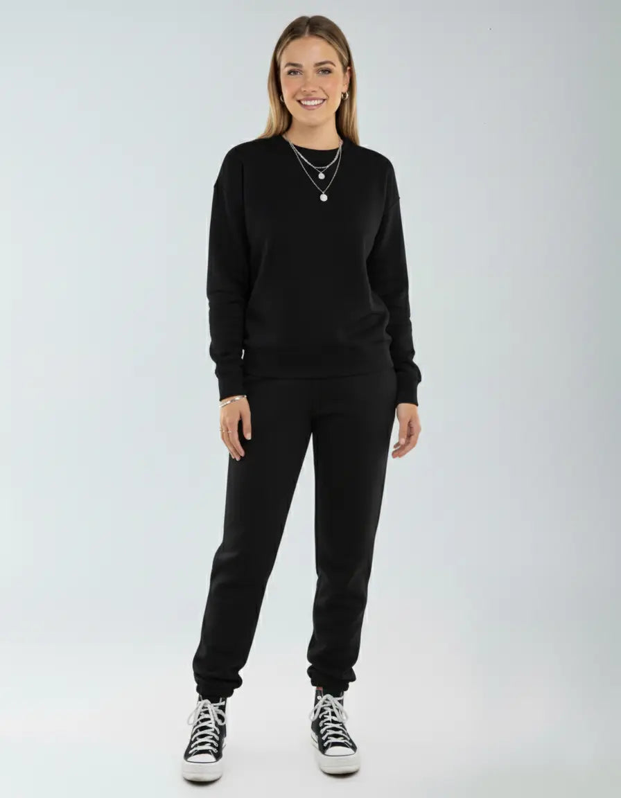 SpectraUSA fleece jogger pants P2005 in navy, featuring elastic waistband and tapered fit for casual comfort.