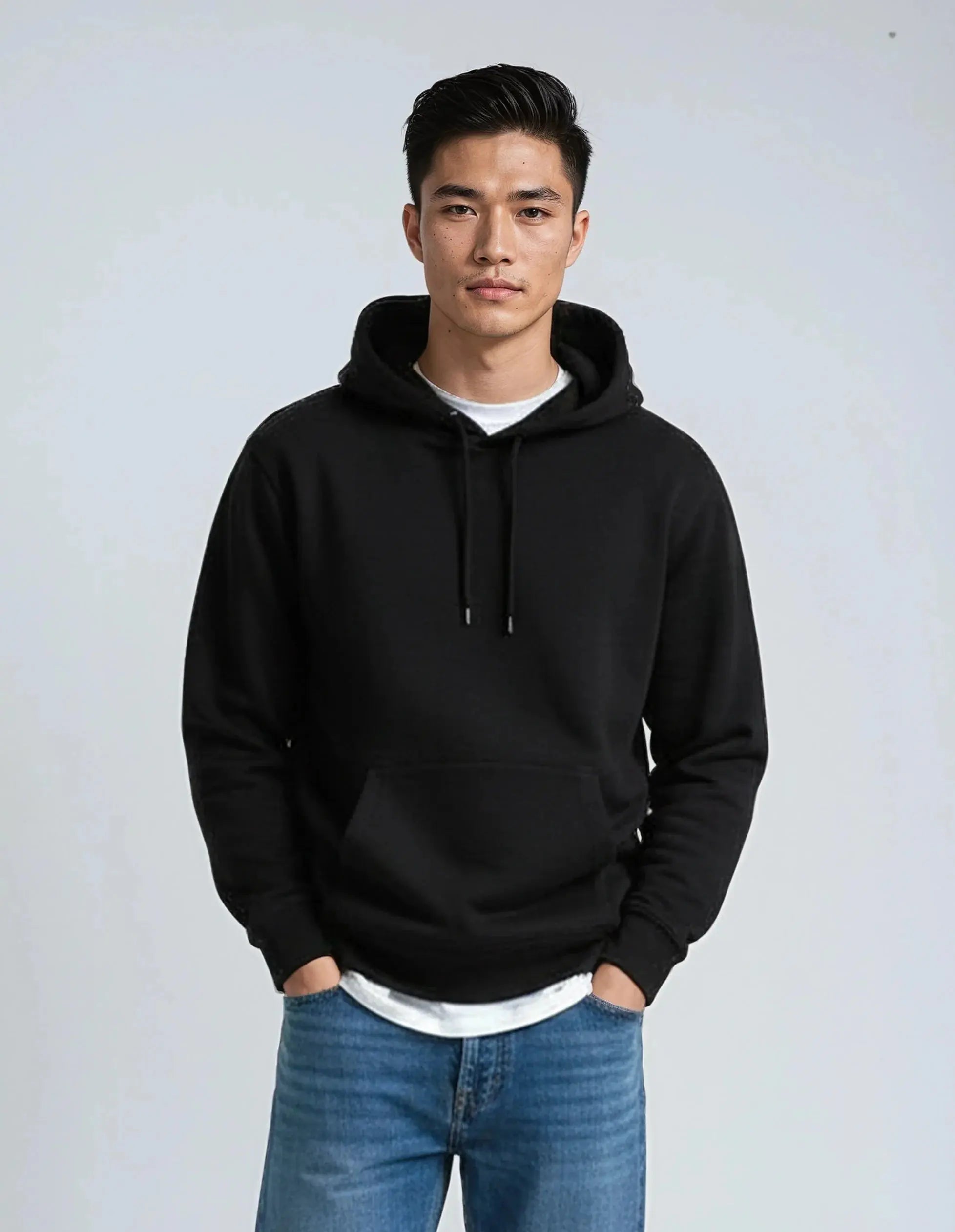 Black heavyweight fleece hoodie by SpectraUSA, model P2016, featuring a cozy, thick fabric and a relaxed fit.