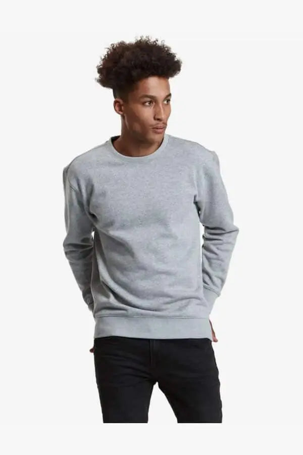 SpectraUSA fleece crew neck sweatshirt with drop shoulder in athletic heather, unisex midweight athletic wear, studio shot
