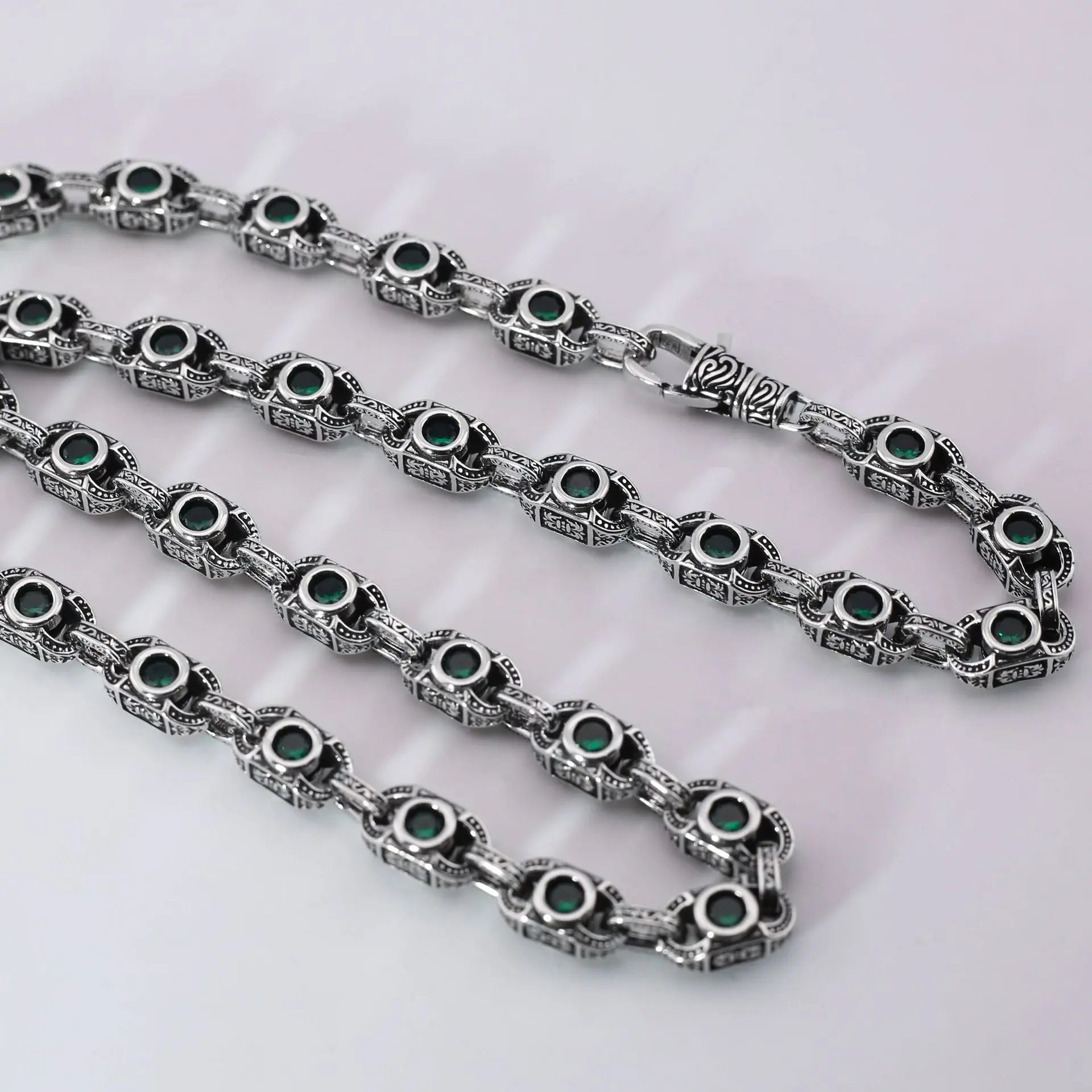 Aragogaceous pattern sapphire necklace for couples - Blade & Thread