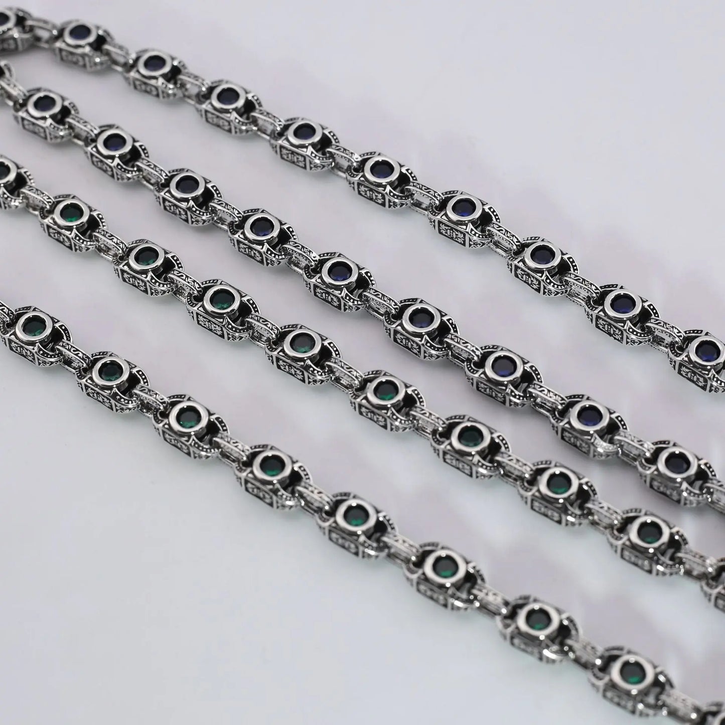 Aragogaceous pattern sapphire necklace for couples - Blade & Thread