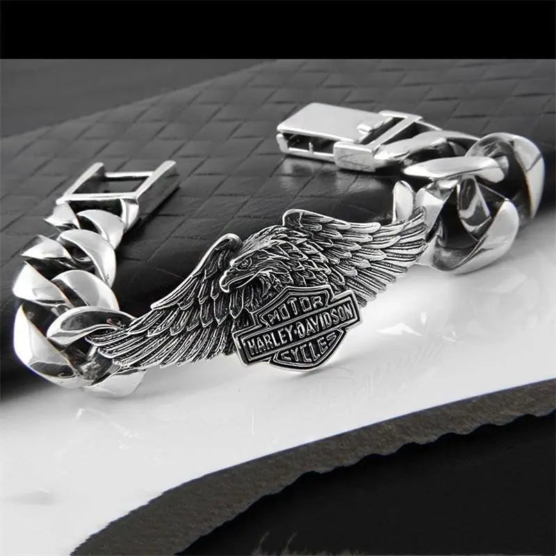 Bald eagle domineering bracelet - Blade & Thread