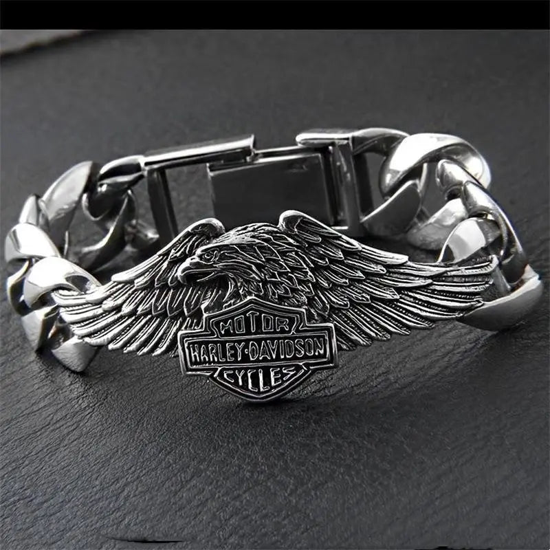Bald eagle domineering bracelet - Blade & Thread