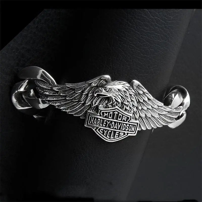 Bald eagle domineering bracelet - Blade & Thread