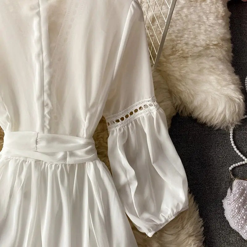 Beach Holiday Style Dress Women Elegant V-neck Lace-up High Waist Dress - Blade & Thread