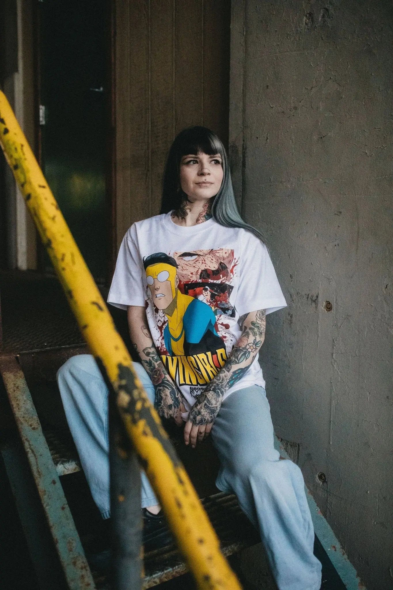 Betrayal T-Shirt White - Blade & Thread