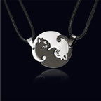 Black White Cat Stitching Necklace Friendship Heart Shape Gold White Cat Cute Couple Jewelry nowadaysfashion