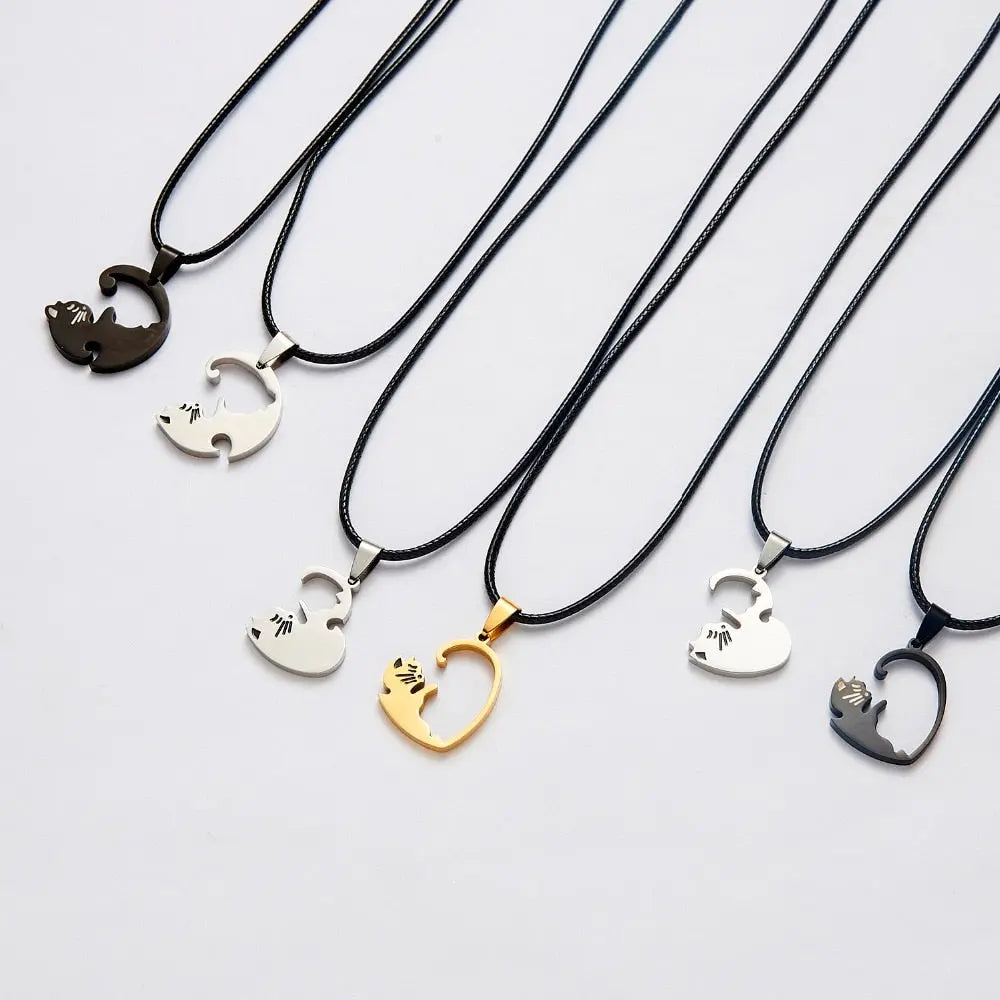 Black White Cat Stitching Necklace Friendship Heart Shape Gold White Cat Cute Couple Jewelry nowadaysfashion