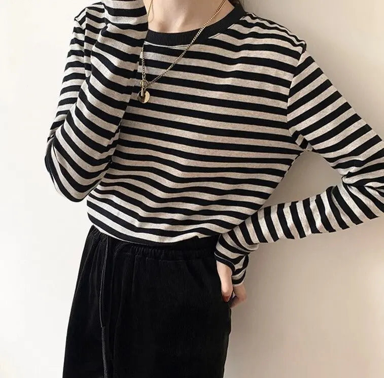 Casual O-neck Women Striped T-shirts Spring Summer Short Sleeve Loose Female Tops - Blade & Thread