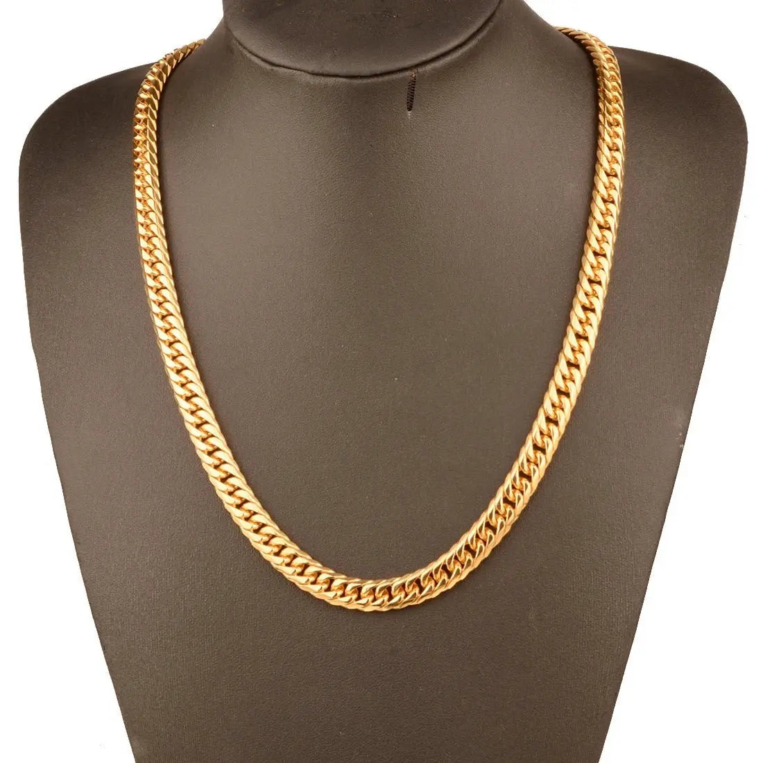chunky gold necklace nowadaysfashion