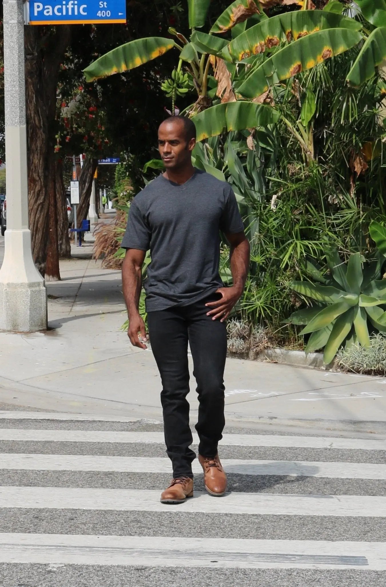 Clearance Men's Bamboo Viscose V-Neck T-Shirt - Blade & Thread