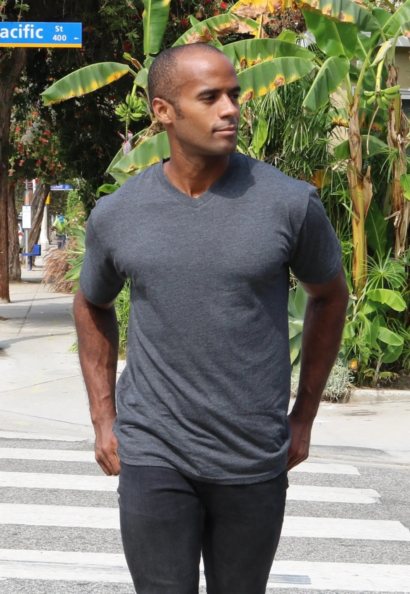 Clearance Men's Bamboo Viscose V-Neck T-Shirt - Blade & Thread
