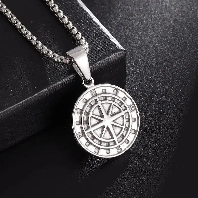 compass necklace nowadaysfashion
