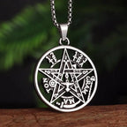 compass necklace nowadaysfashion