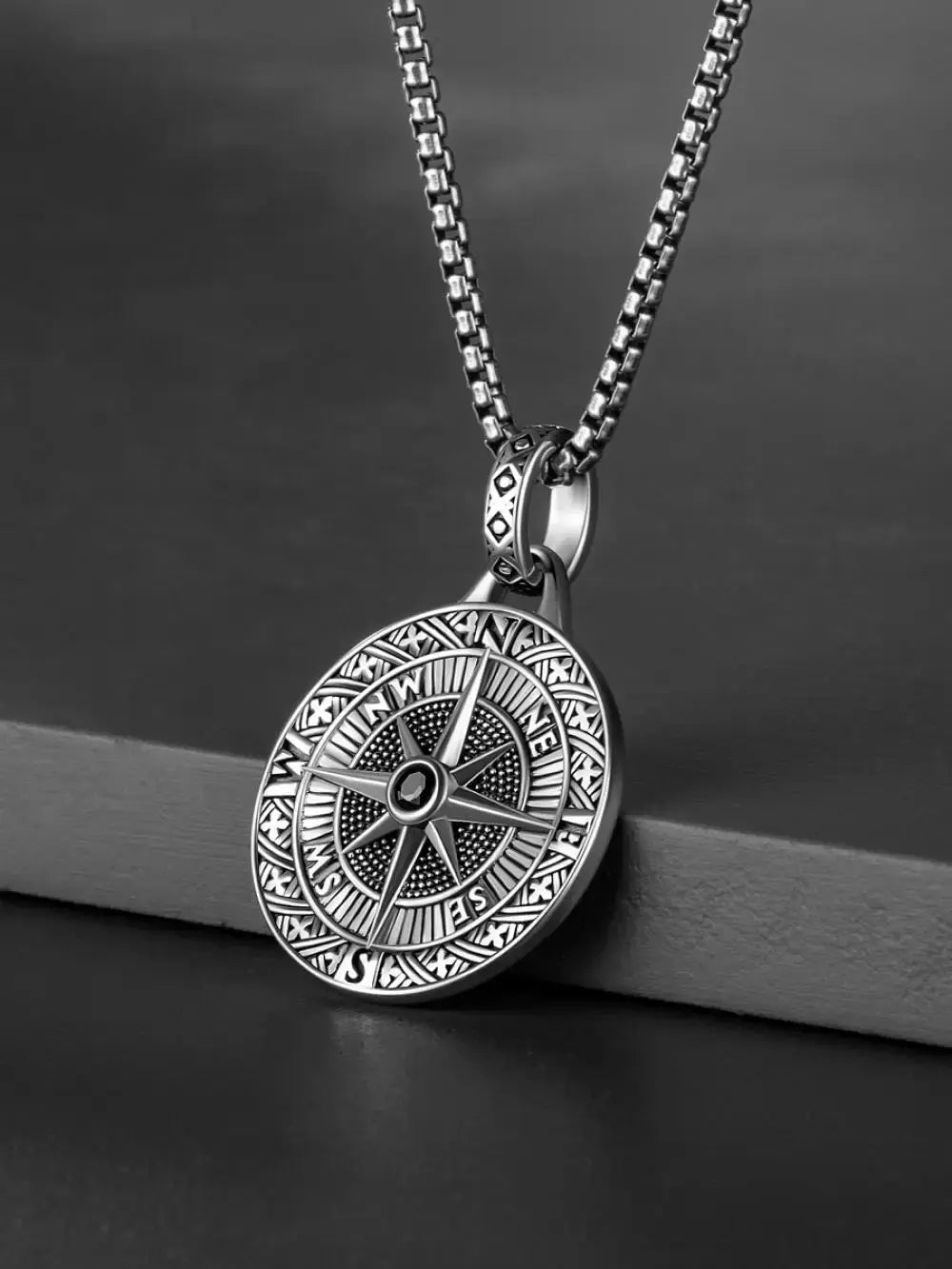 compass necklace nowadaysfashion