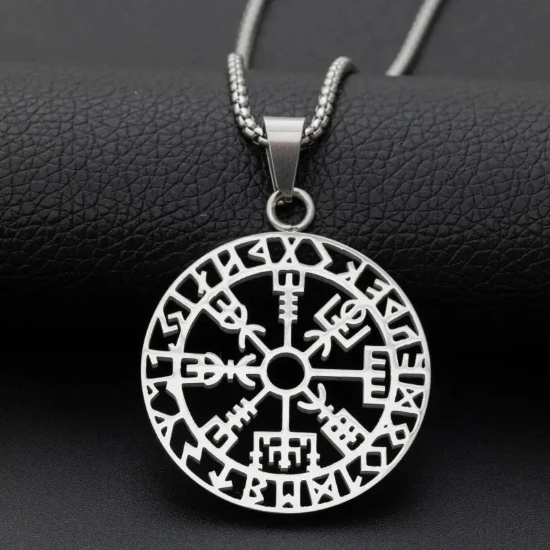 compass necklace nowadaysfashion