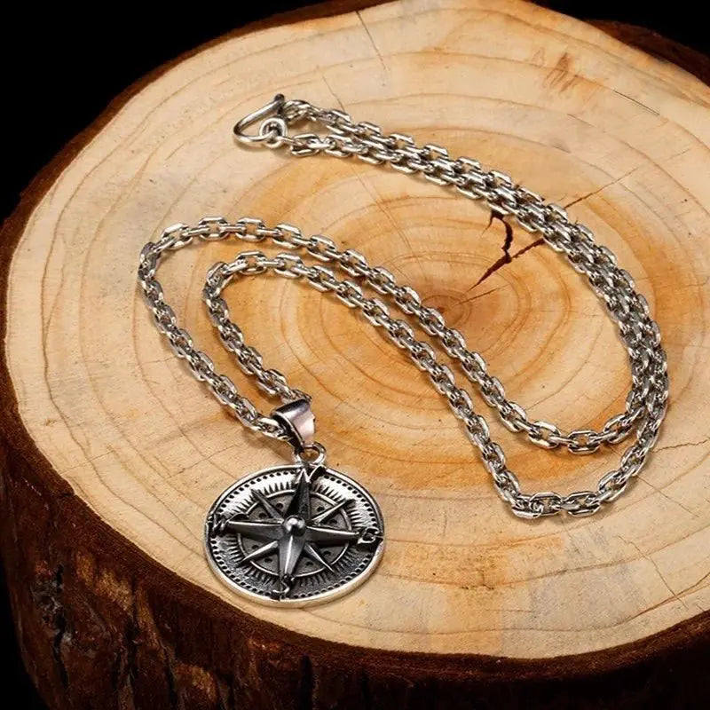 compass necklace nowadaysfashion