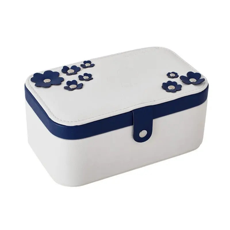 Creative multi-layer portable jewellery stackers - Blade & Thread