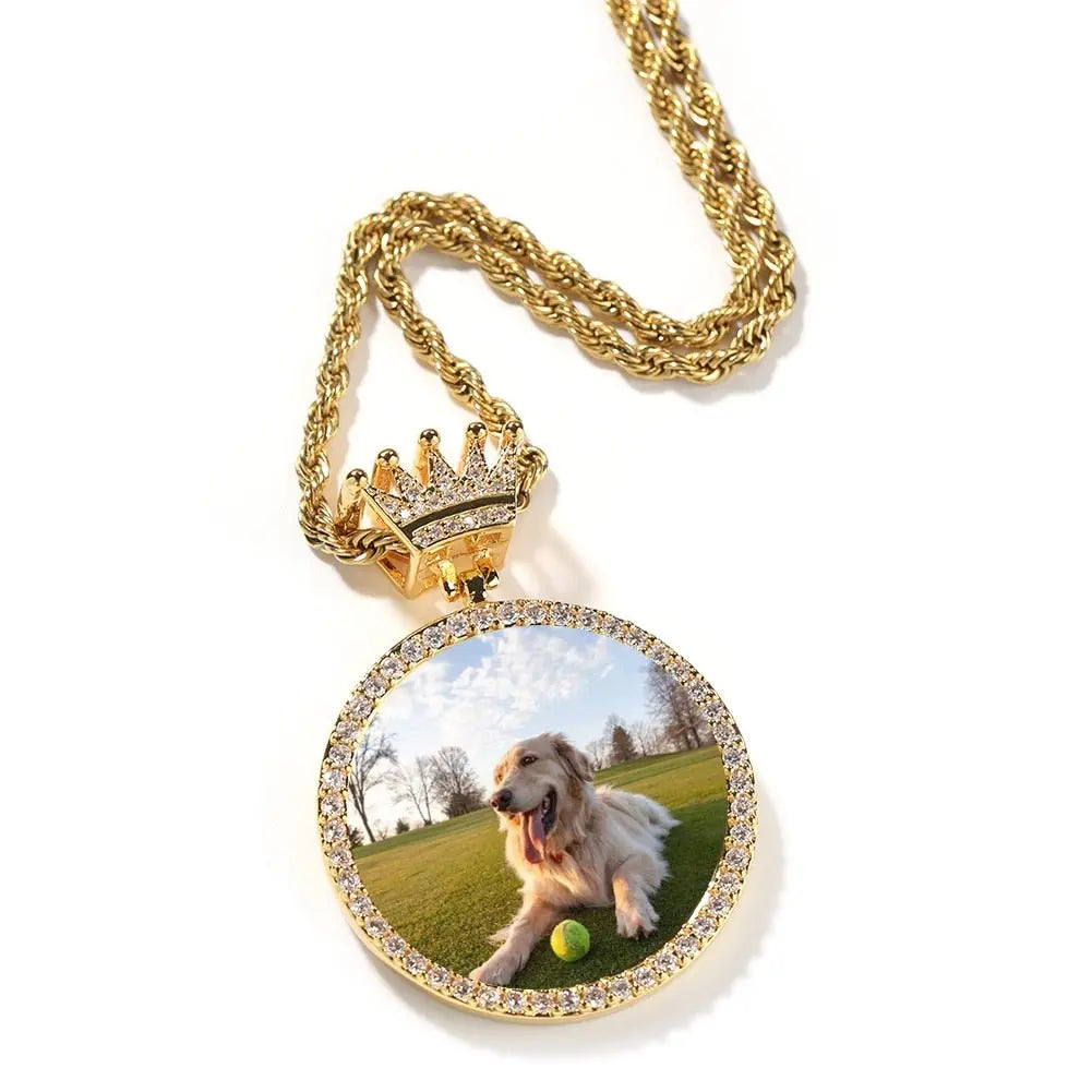 Crown Clasp Medallions Custom Photo Memory Round Pendant Engrave HipHop Jewlery - Blade & Thread