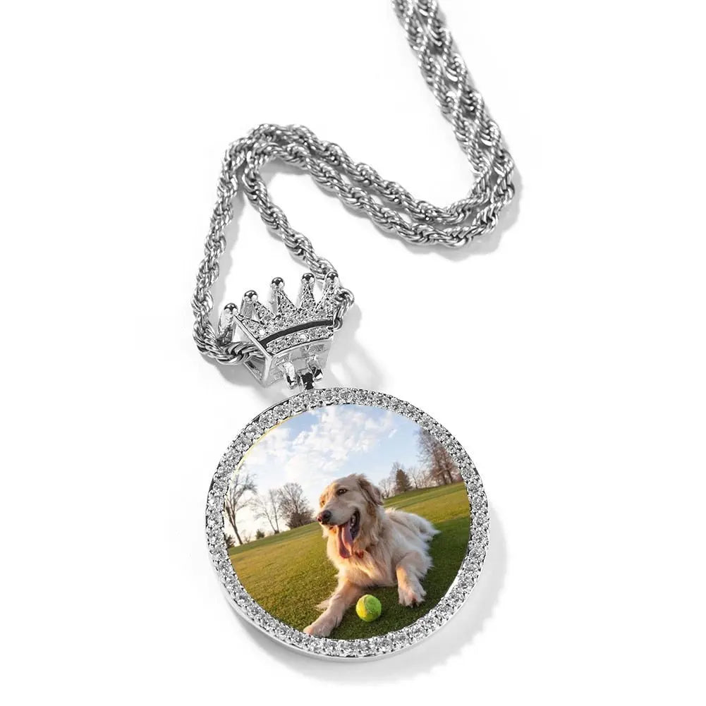 Crown Clasp Medallions Custom Photo Memory Round Pendant Engrave HipHop Jewlery nowadaysfashion