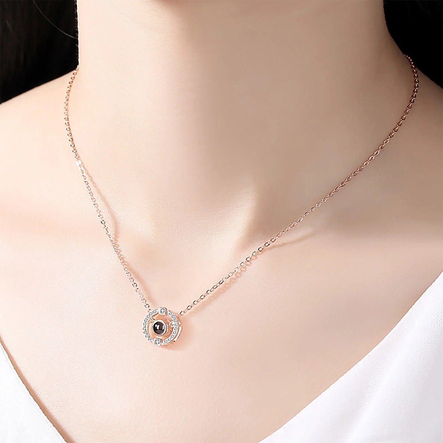 Customizable photo circle Projection Necklace Creative Pendant is a Commemorative Gift - Blade & Thread