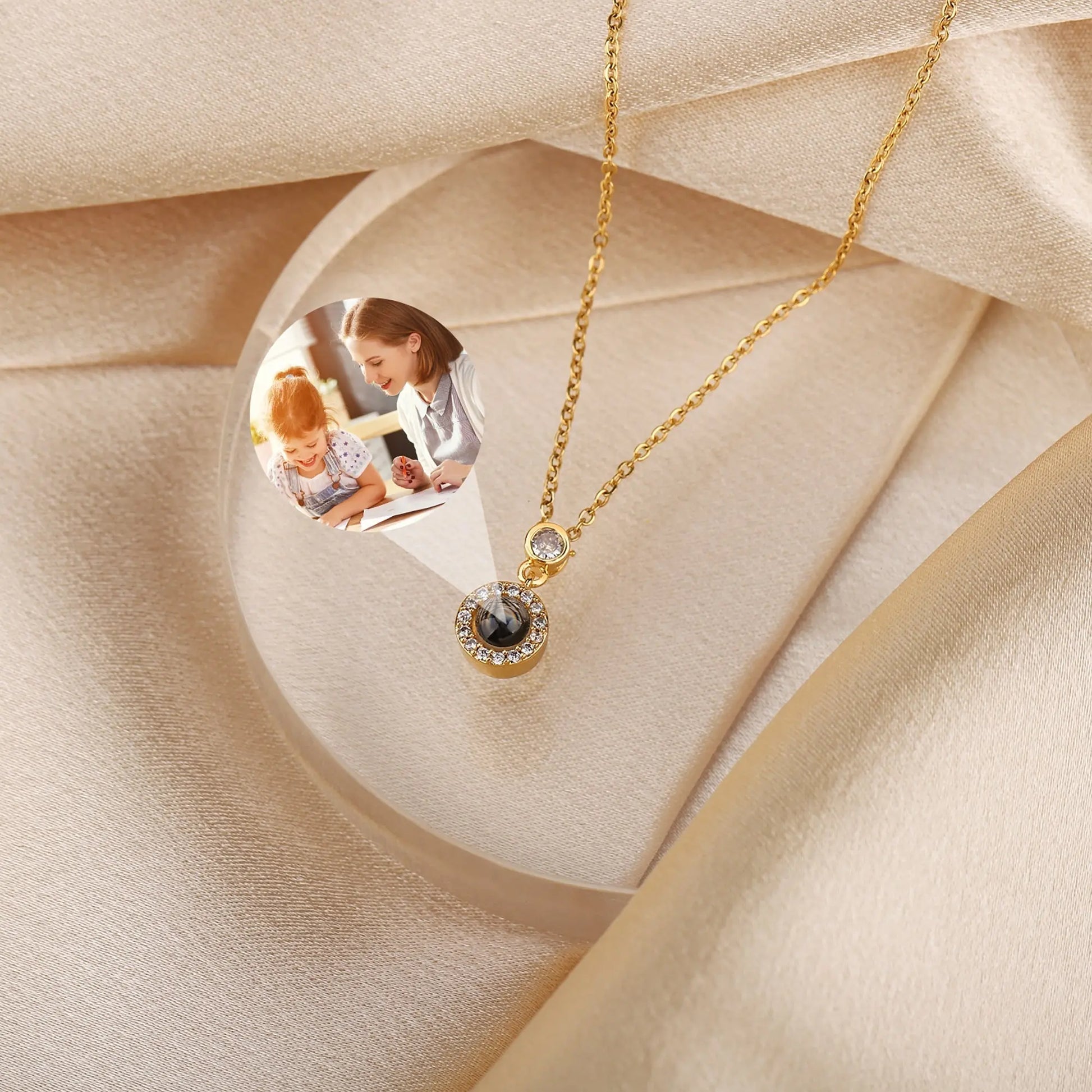 Customizable Photo Projection Necklace Couple Girlfriend Couple Jewelry - Blade & Thread