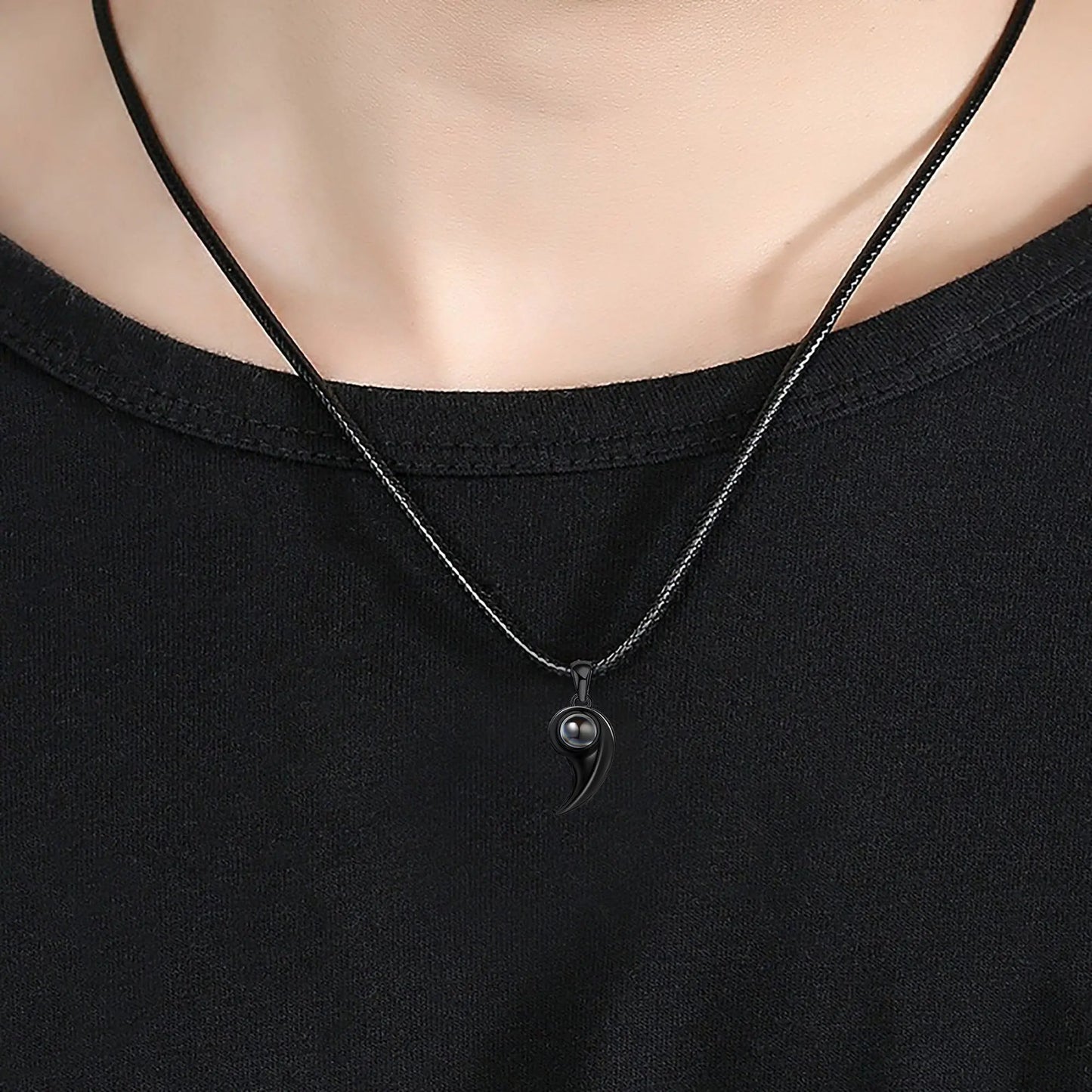 Customizable photoSet of Fashion Magnetic Heart Couple Necklace For Women Men - Blade & Thread