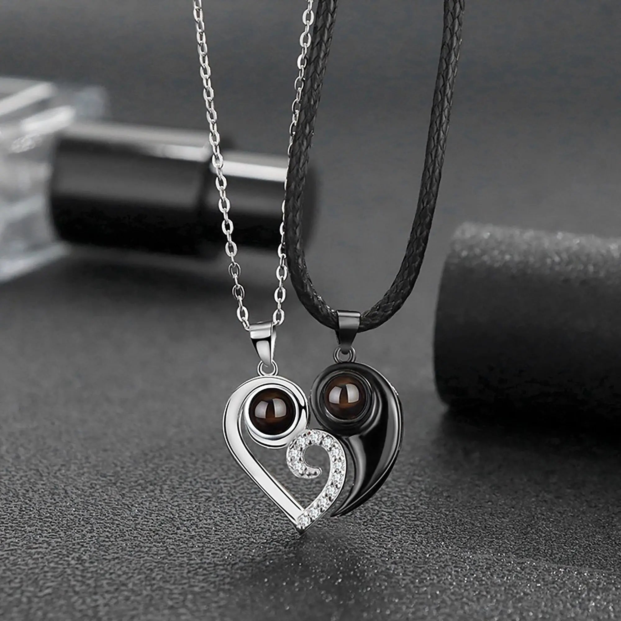 Customizable photoSet of Fashion Magnetic Heart Couple Necklace For Women Men nowadaysfashion