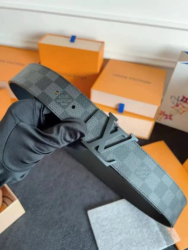 Customized leather belt - Blade & Thread