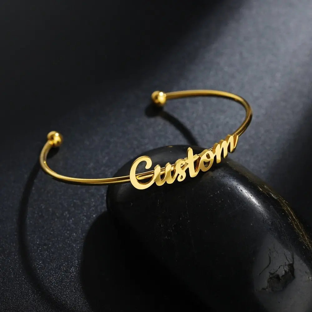 Customized Letter Name Bracelet Bangles for Women Men Chrismas Jewelry Gift - Blade & Thread