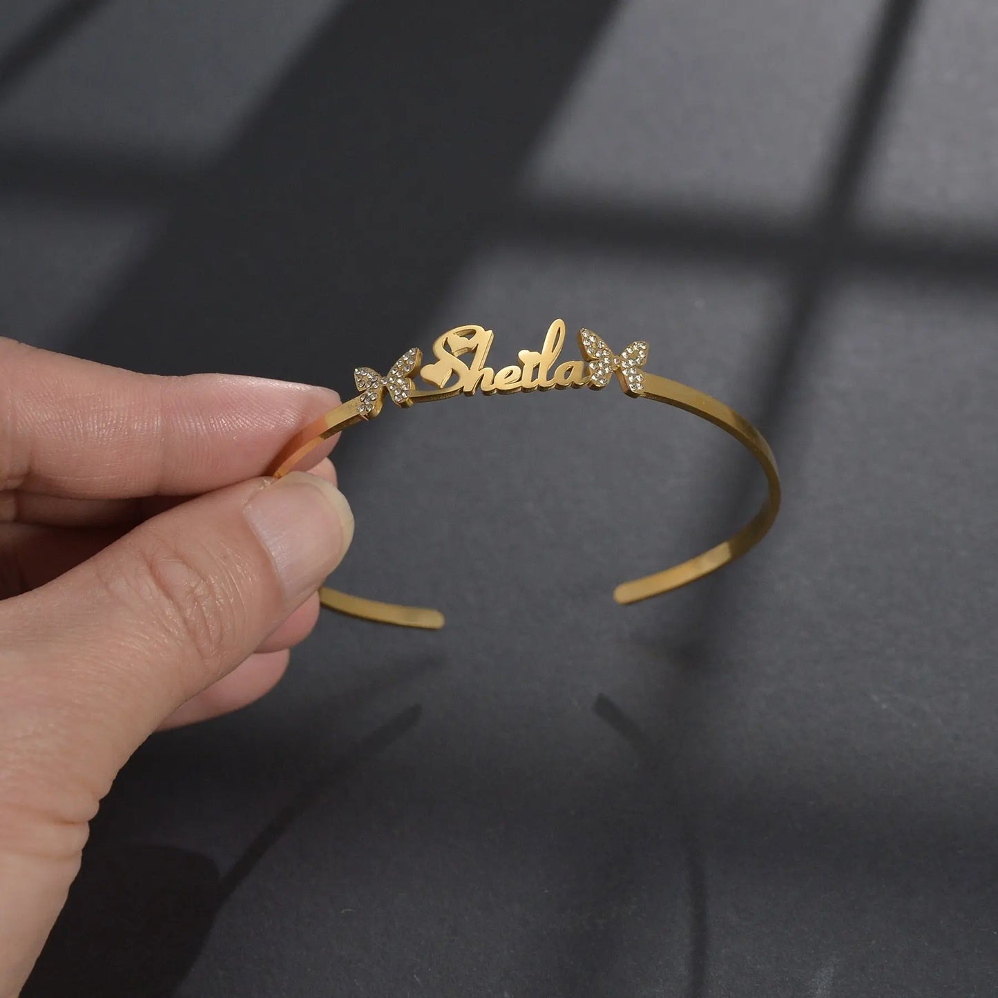 Customized Letter Name Bracelet Bangles for Women Men Chrismas Jewelry Gift - Blade & Thread