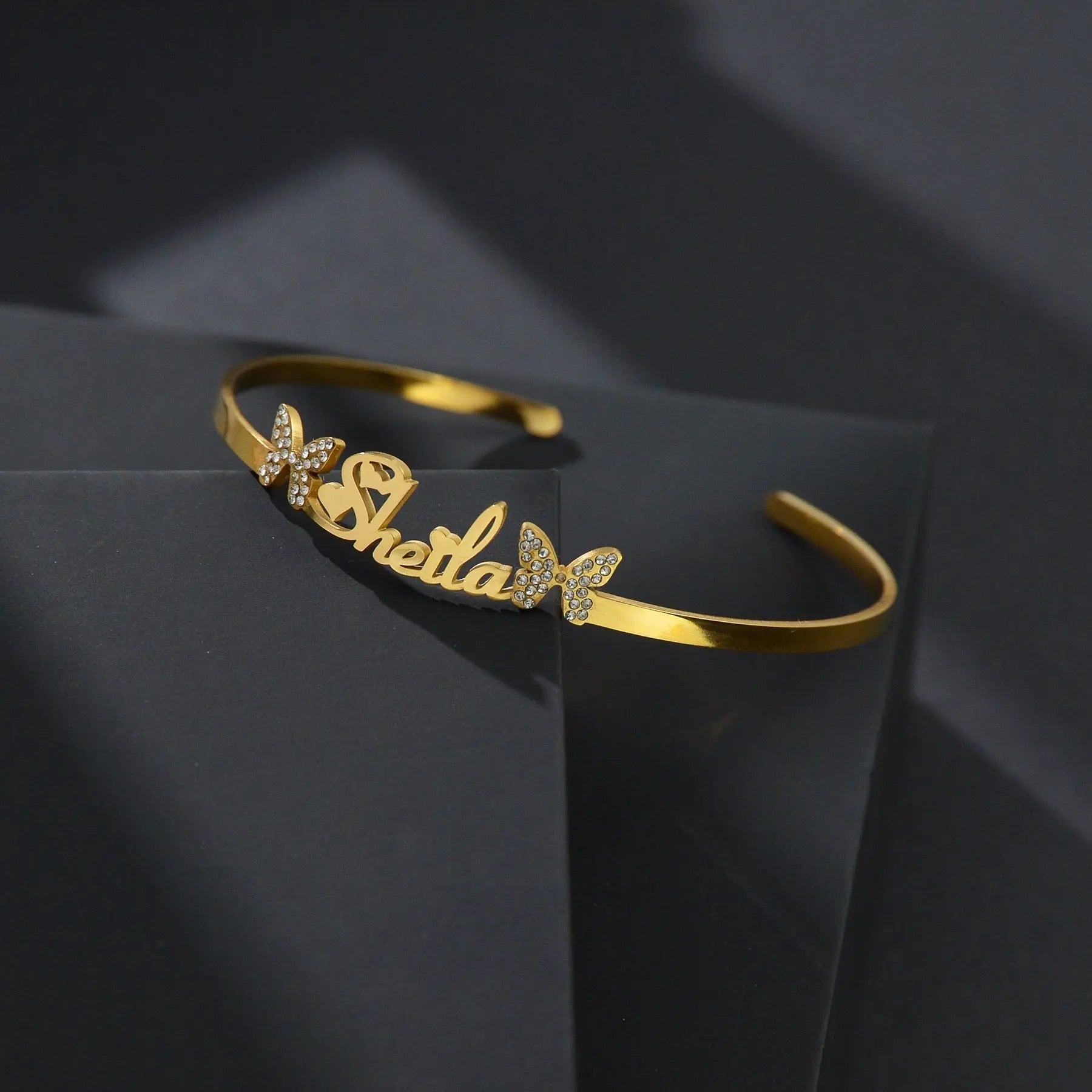 Customized Letter Name Bracelet Bangles for Women Men Chrismas Jewelry Gift - Blade & Thread