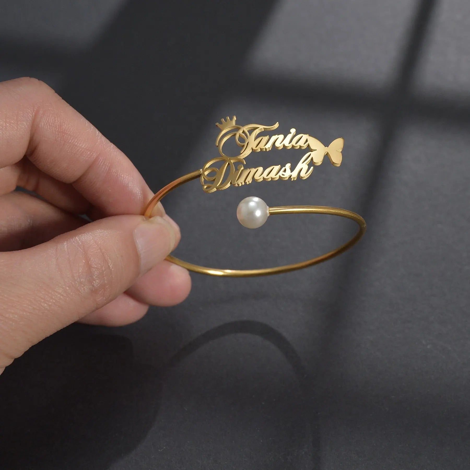 Customized Letter Name Bracelet Bangles for Women Men Chrismas Jewelry Gift - Blade & Thread