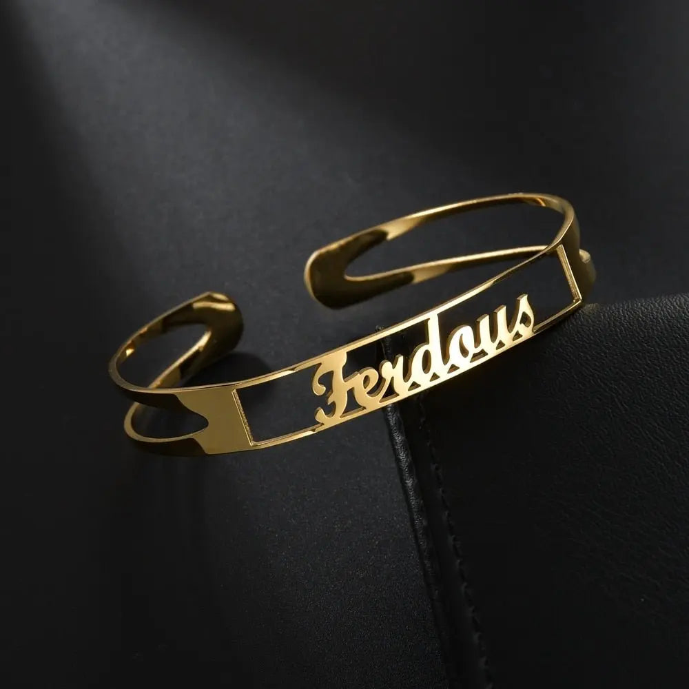 Customized Letter Name Bracelet Bangles for Women Men Chrismas Jewelry Gift - Blade & Thread