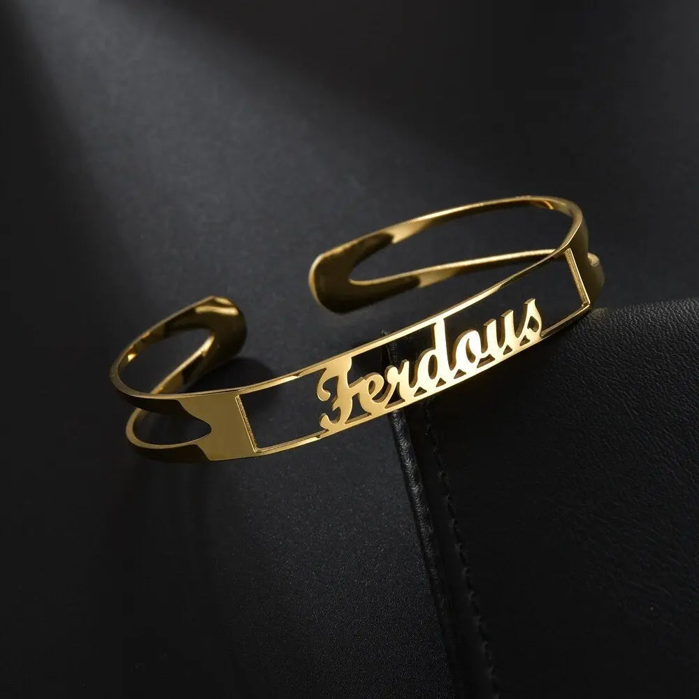 Customized Letter Name Bracelet Bangles for Women Men Chrismas Jewelry Gift - Blade & Thread