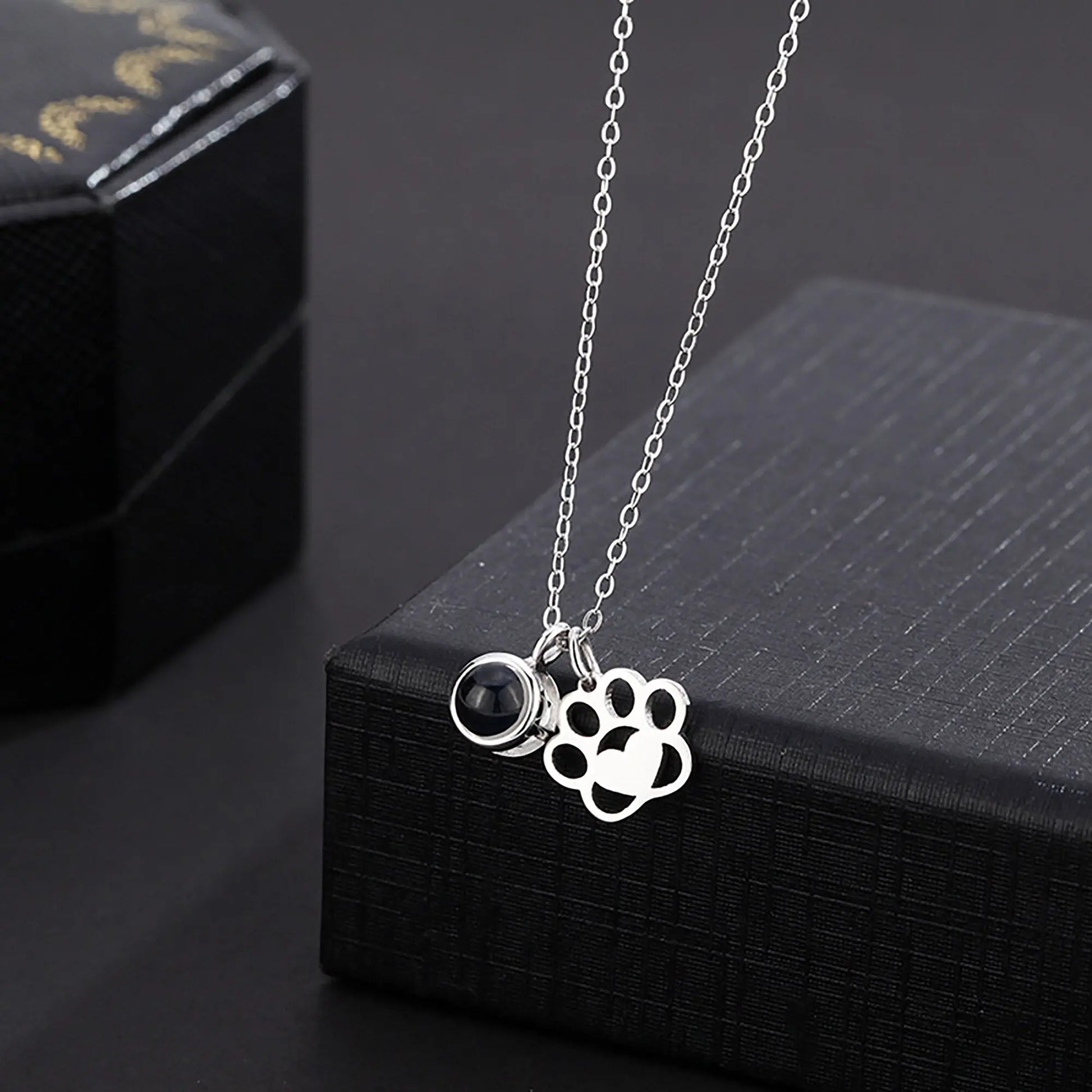 Customized Photo Dog Paws Projection Necklace Pendant Jewelry For Lover Girlfriend - Blade & Thread