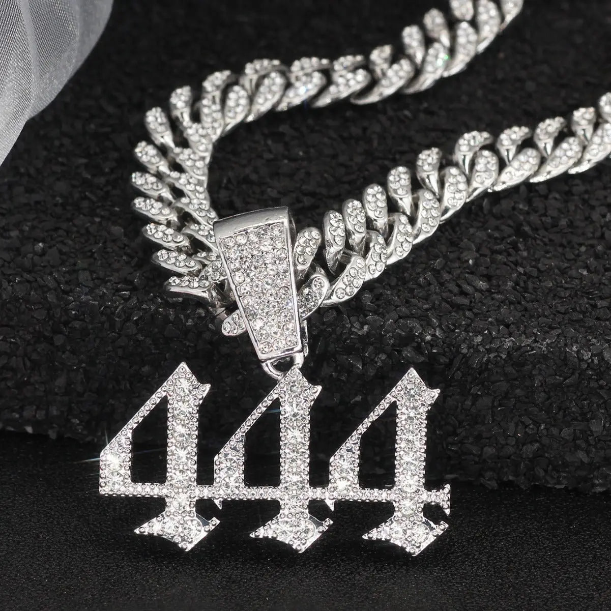 Diamond 444 necklace - Blade & Thread